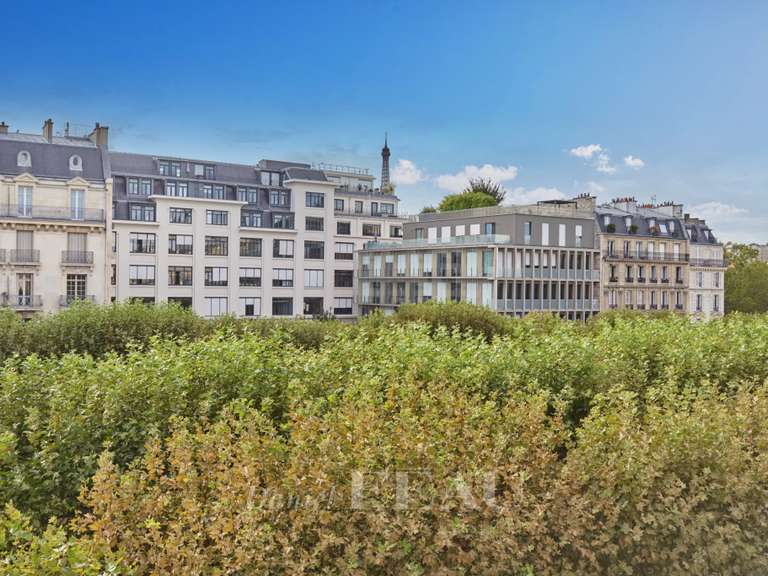Appartement Paris 7e - 2 chambres - 167m²