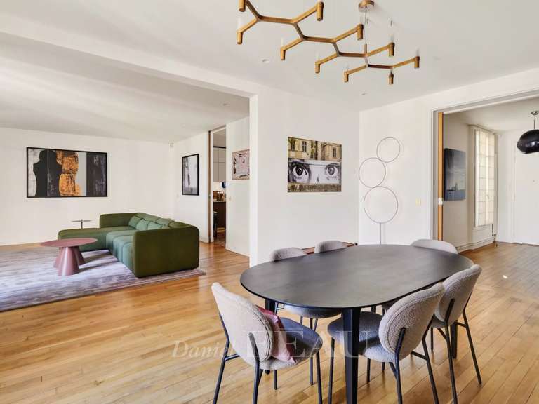 Appartement Paris 7e - 1 chambre - 119m²