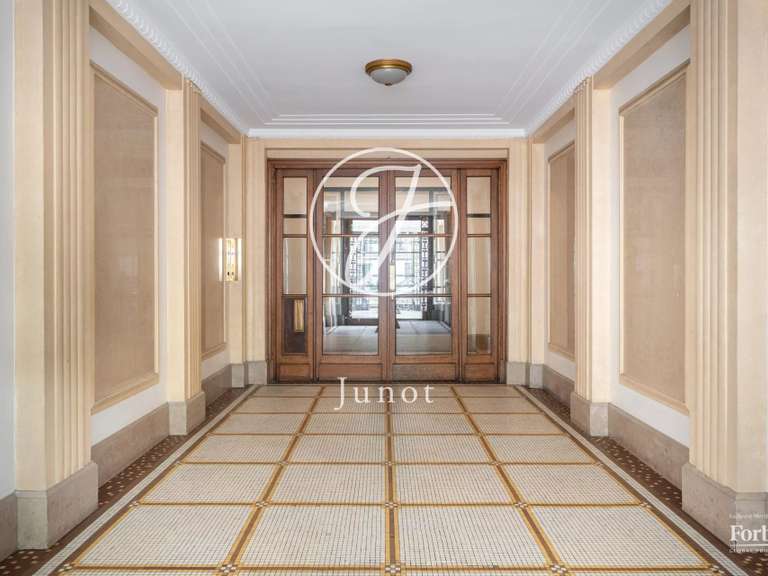 Appartement Paris 7e - 4 chambres - 175m²