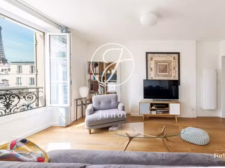 Appartement Paris 7e - 3 chambres - 79m²