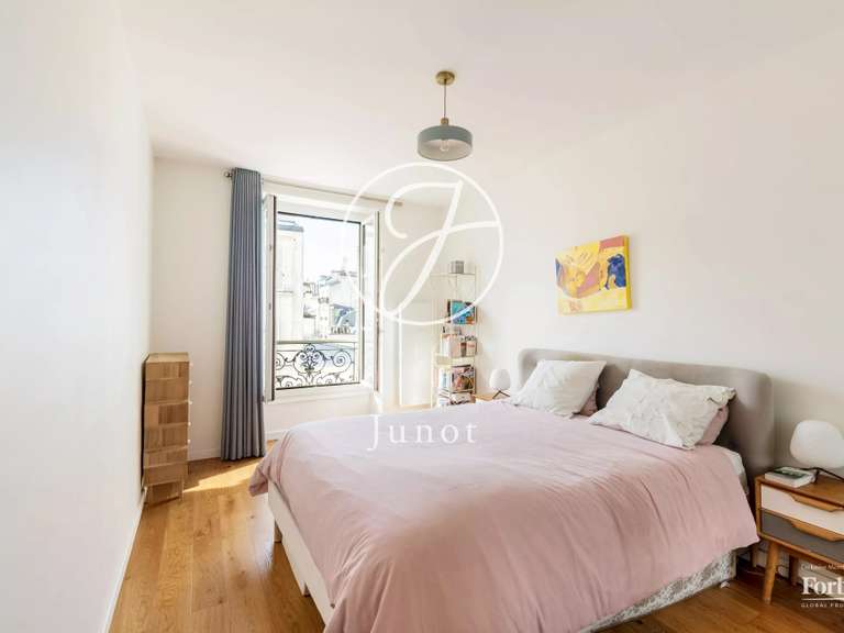 Appartement Paris 7e - 3 chambres - 79m²