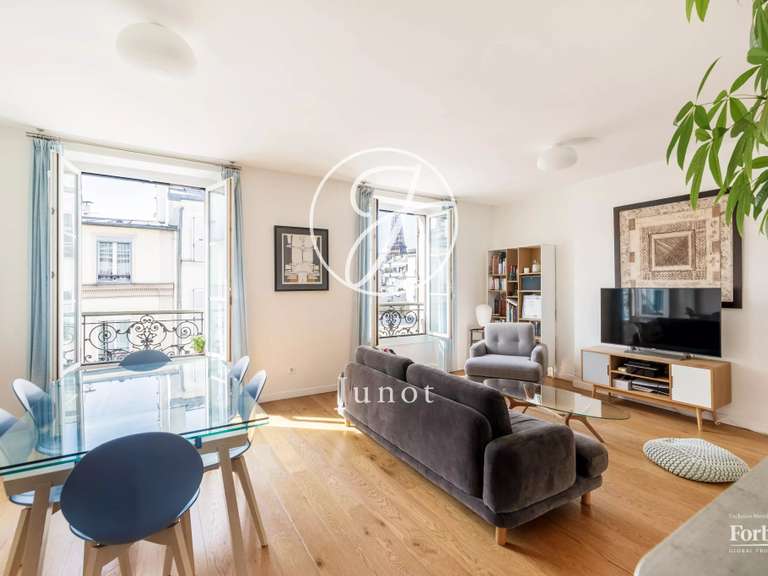 Appartement Paris 7e - 3 chambres - 79m²