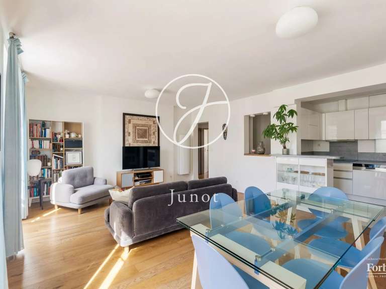 Appartement Paris 7e - 3 chambres - 79m²
