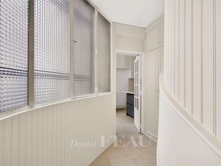 Appartement Paris 7e - 3 chambres - 172m²
