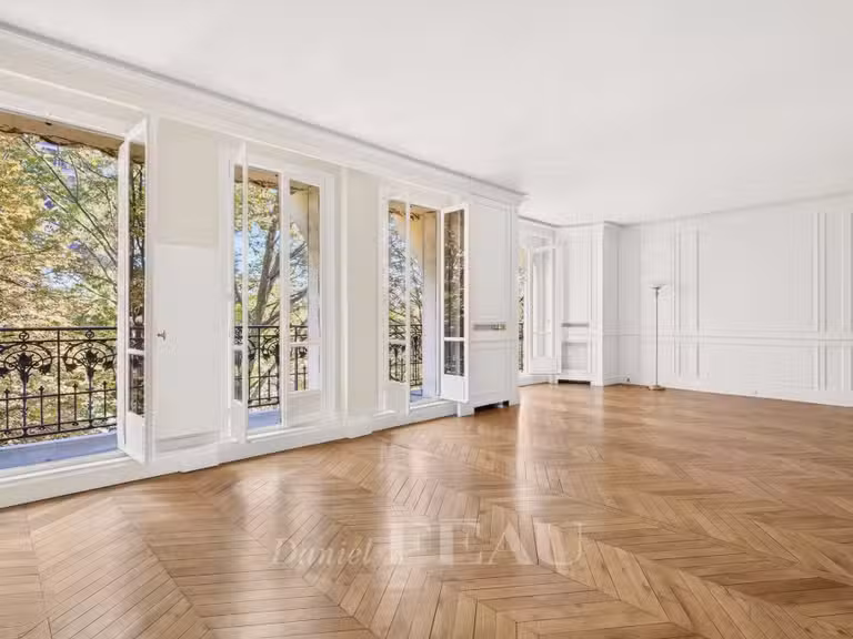 Appartement Paris 7e - 3 chambres - 172m²