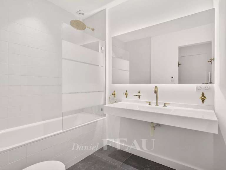 Appartement Paris 7e - 3 chambres - 172m²