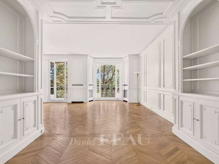 Appartement Paris 7e - 3 chambres - 172m²