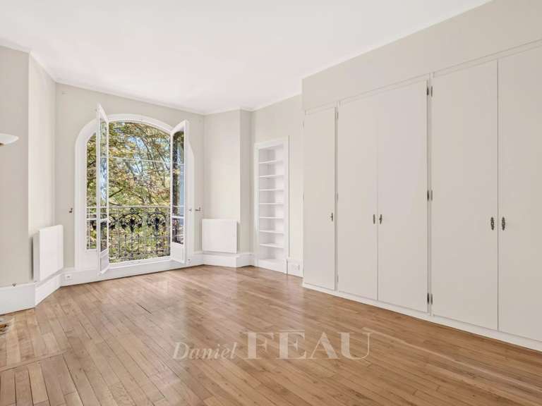 Appartement Paris 7e - 3 chambres - 172m²