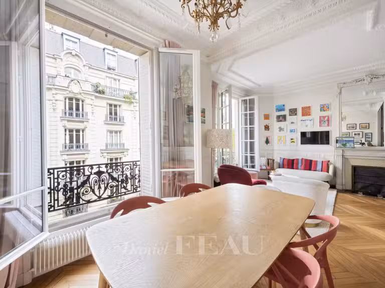 Appartement Paris 7e - 3 chambres - 94m²