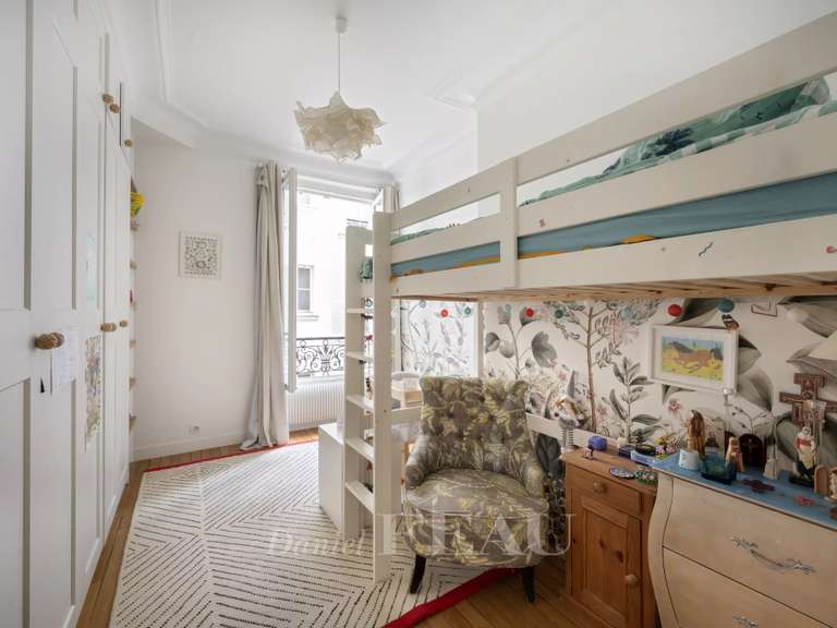 Appartement Paris 7e - 3 chambres - 94m²