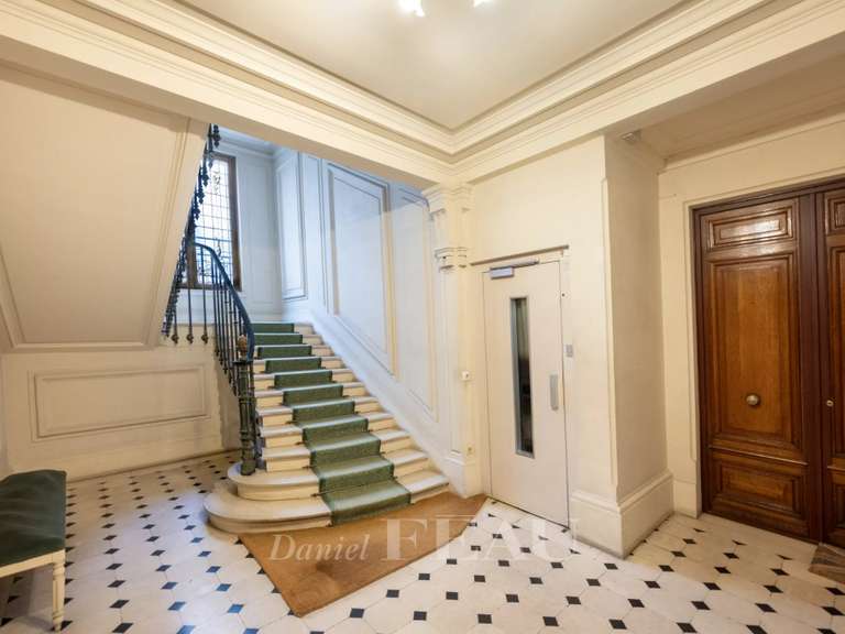 Appartement Paris 7e - 4 chambres - 158m²