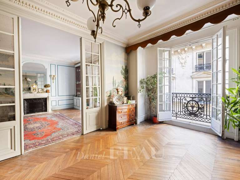 Appartement Paris 7e - 4 chambres - 158m²