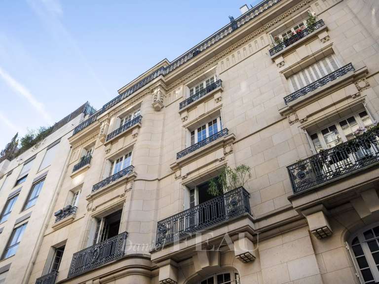 Appartement Paris 7e - 4 chambres - 158m²