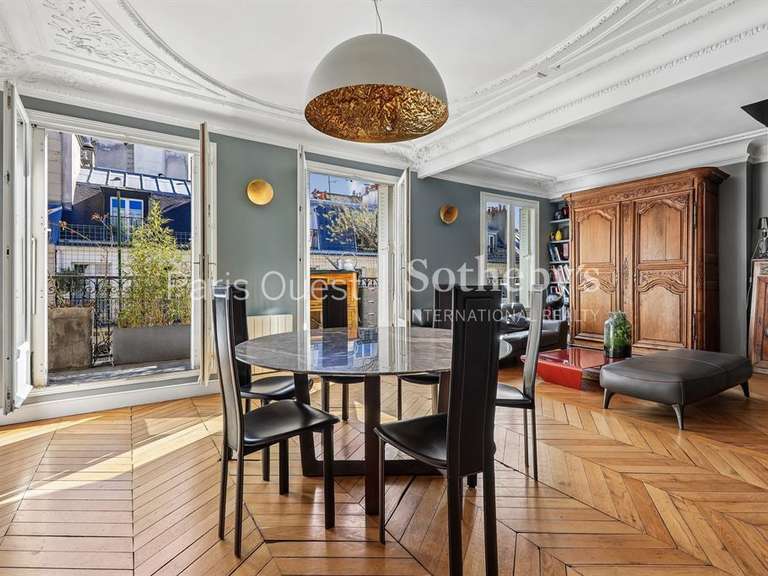 Apartment Paris 7e - 160m²