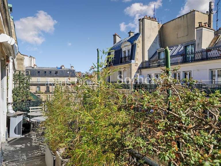 Apartment Paris 7e - 160m²