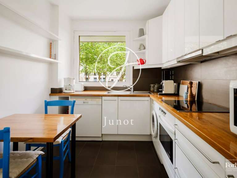 Appartement Paris 7e - 2 chambres - 81m²