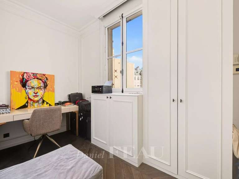 Appartement Paris 7e - 2 chambres - 146m²