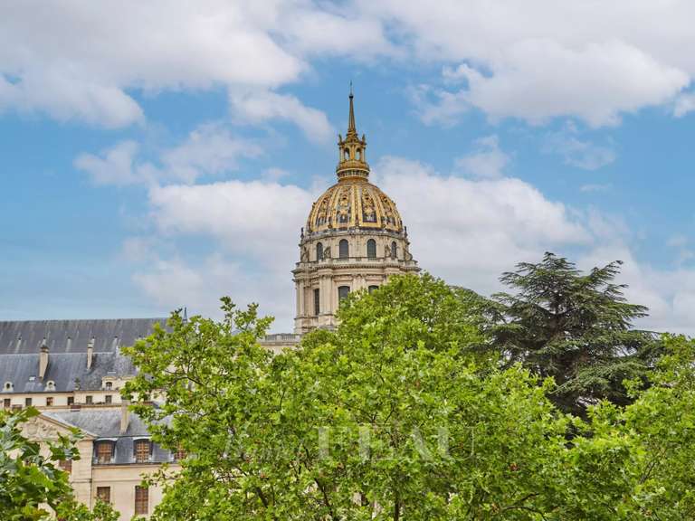 Appartement Paris 7e - 2 chambres - 146m²