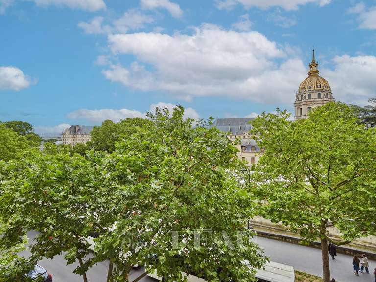 Appartement Paris 7e - 2 chambres - 146m²