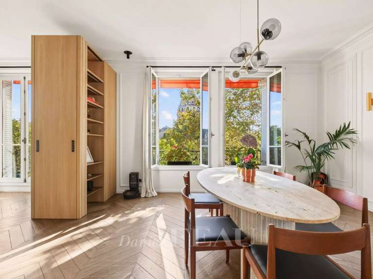 Appartement Paris 7e - 2 chambres - 146m²