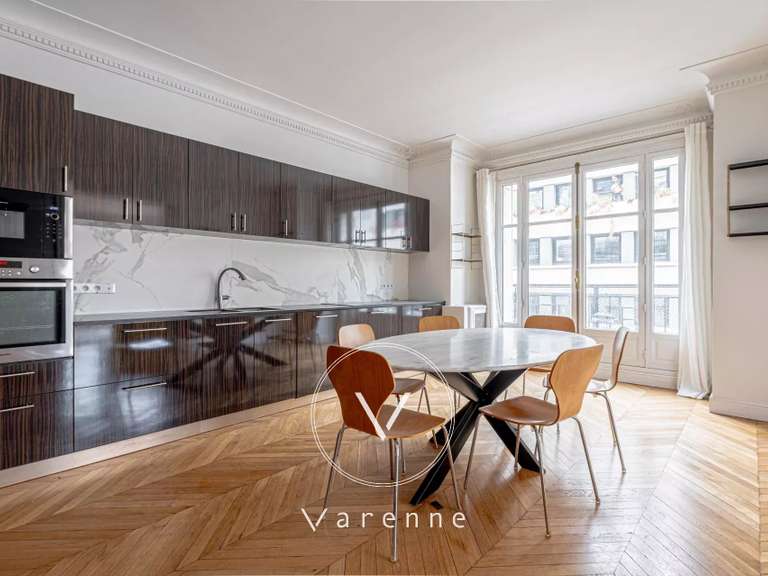Appartement Paris 7e - 4 chambres - 180m²