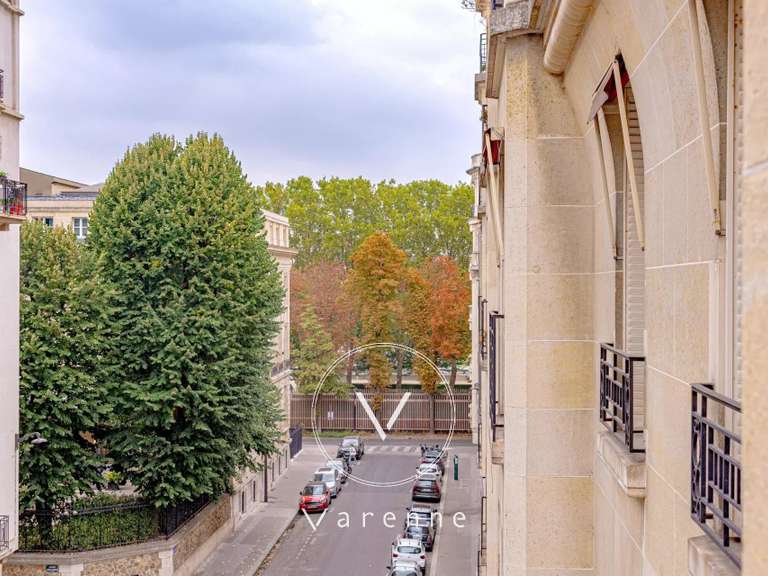 Appartement Paris 7e - 4 chambres - 180m²