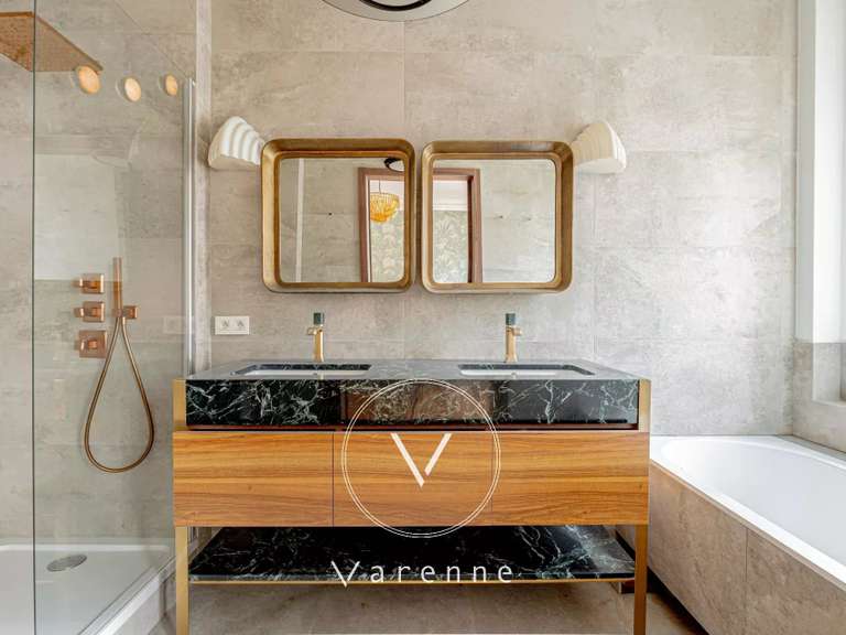 Appartement Paris 7e - 4 chambres - 180m²
