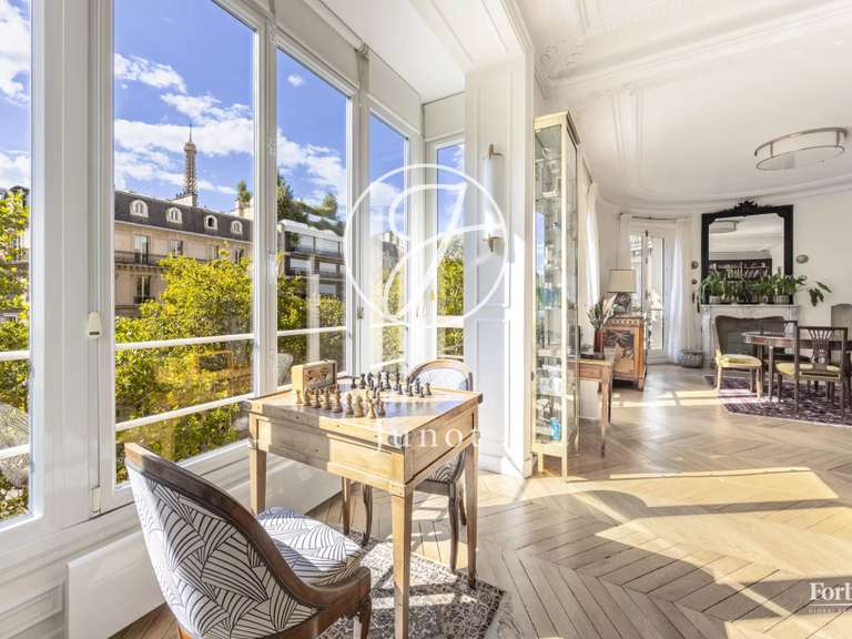 Appartement Paris 7e - 2 chambres - 107m²