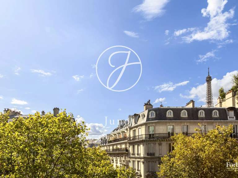 Appartement Paris 7e - 2 chambres - 107m²