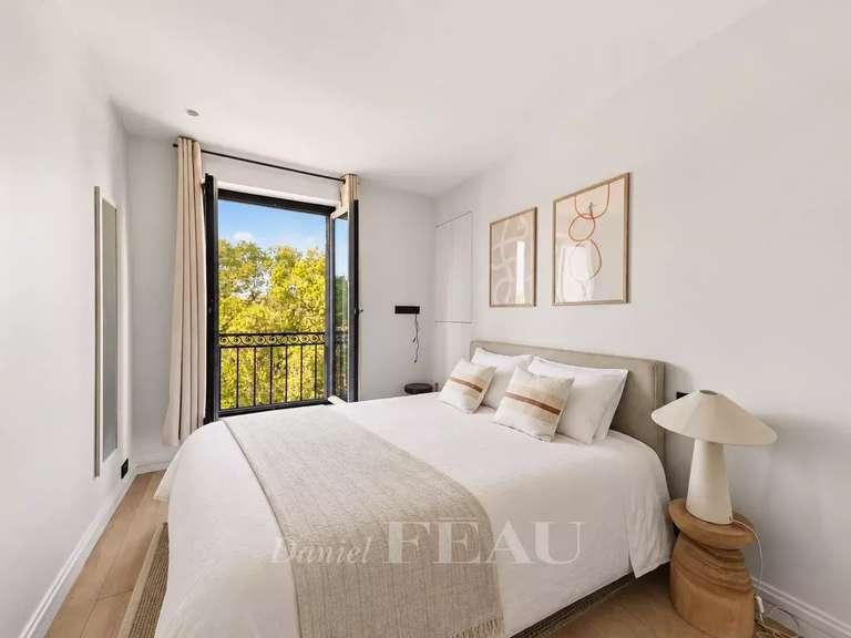 Appartement Paris 7e - 2 chambres - 87m²