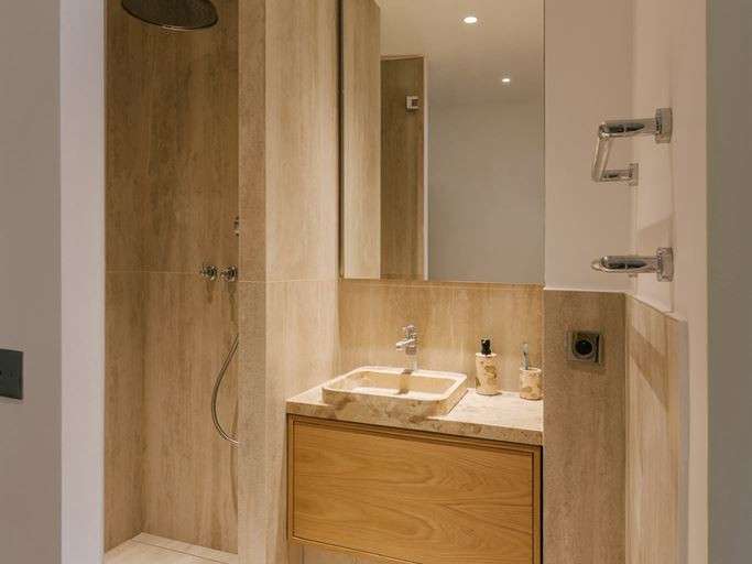 Appartement Paris 7e - 2 chambres - 93m²