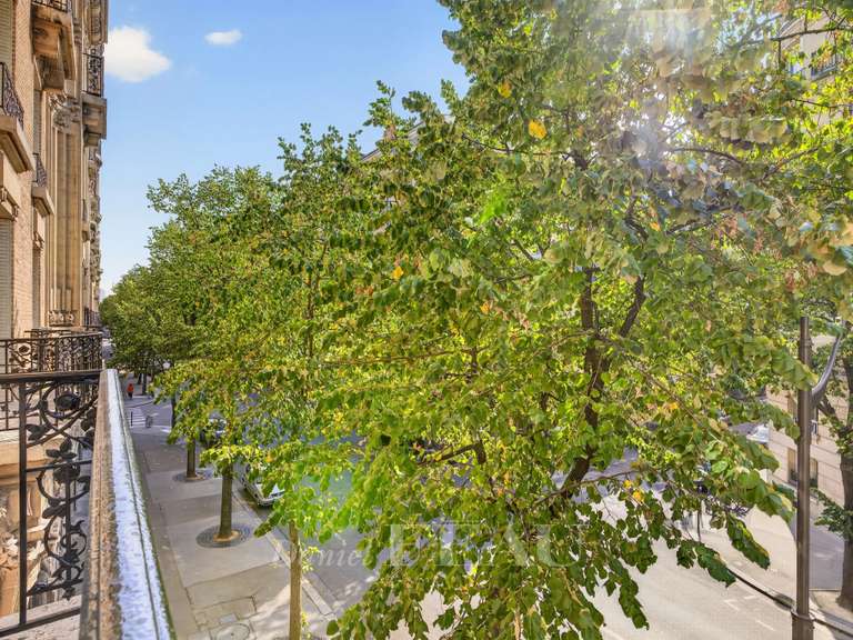 Appartement Paris 7e - 3 chambres - 130m²