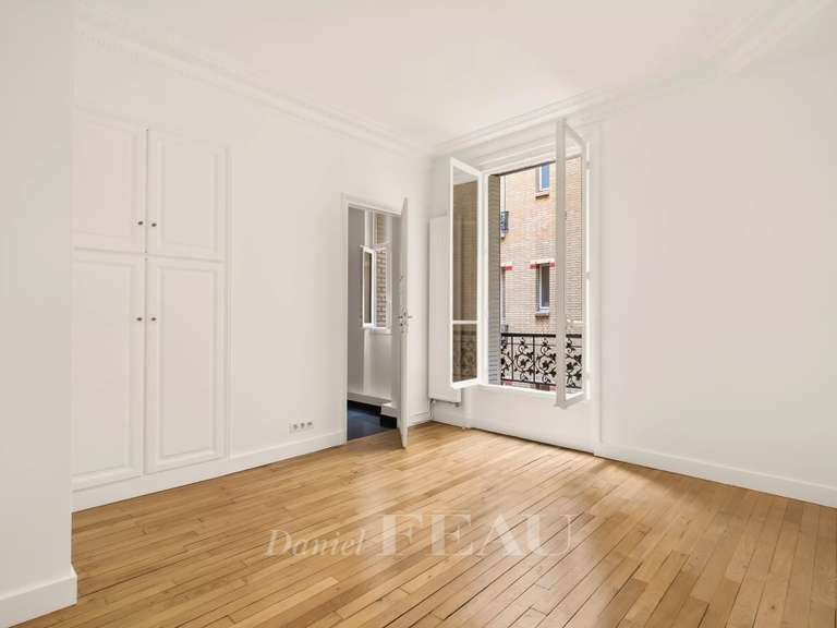 Appartement Paris 7e - 3 chambres - 130m²