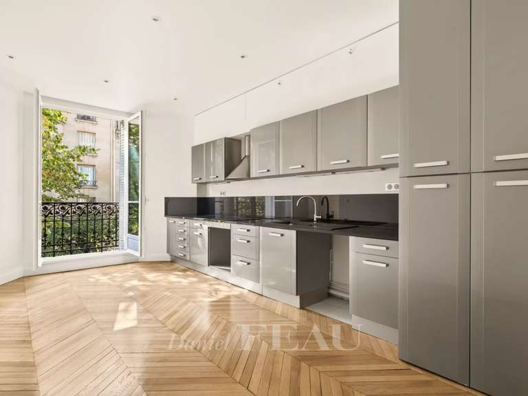 Appartement Paris 7e - 3 chambres - 130m²
