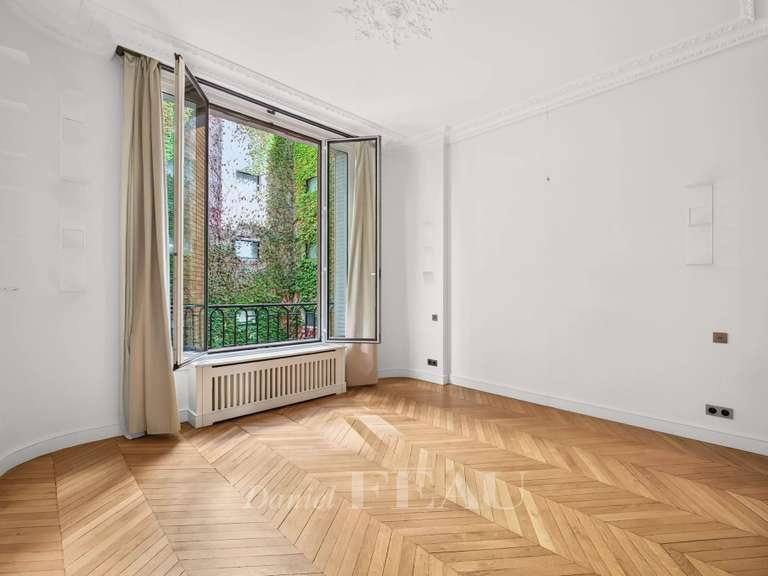 Appartement Paris 7e - 5 chambres - 245m²