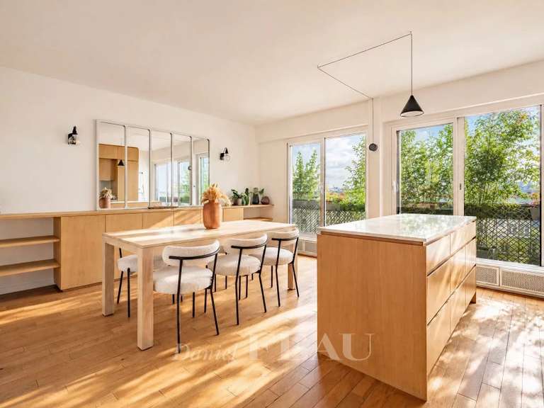 Appartement Paris 7e - 2 chambres - 160m²