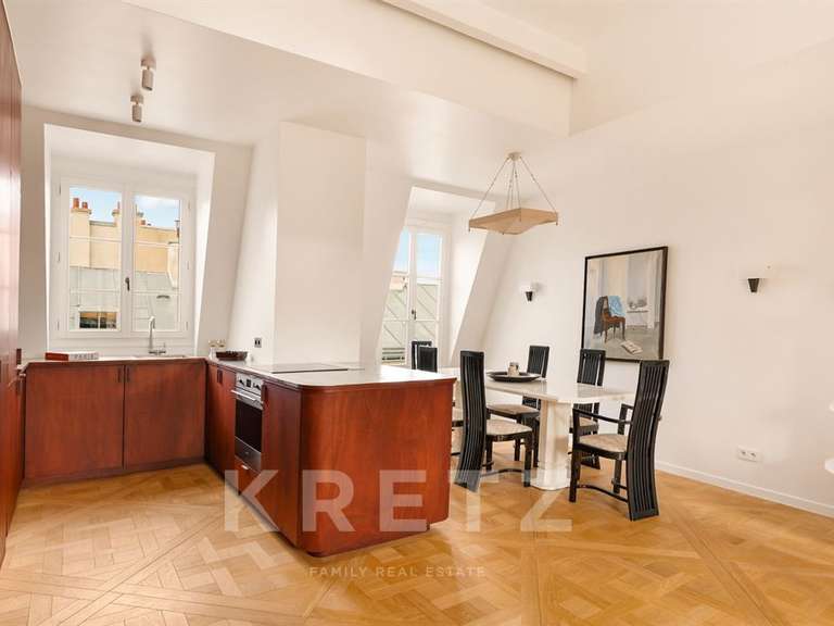 Appartement Paris 7e - 4 chambres - 136m²