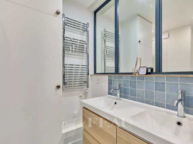 Appartement Paris 7e - 3 chambres - 83m²