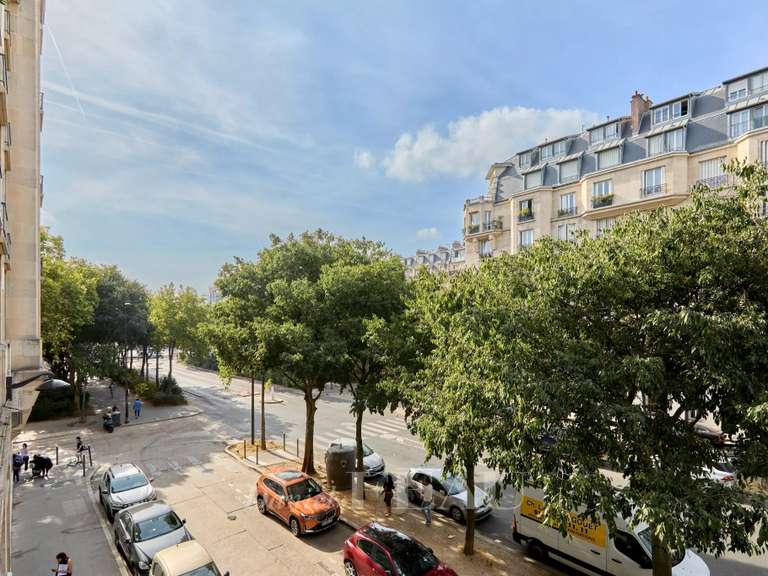 Appartement Paris 7e - 3 chambres - 83m²