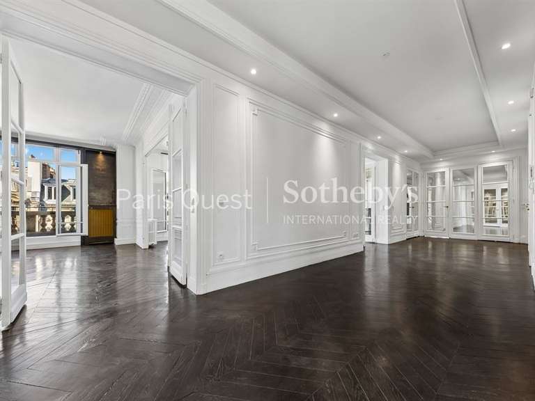 Appartement Paris 7e - 482m²