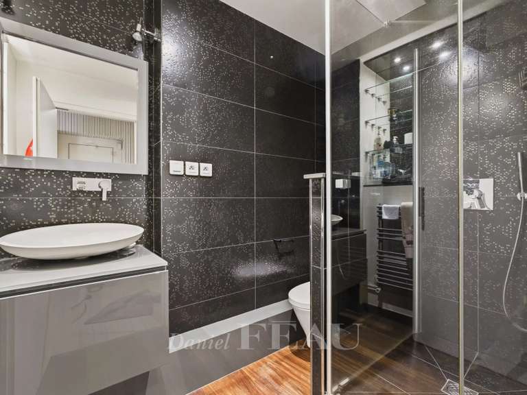 Appartement Paris 7e - 2 chambres - 69m²
