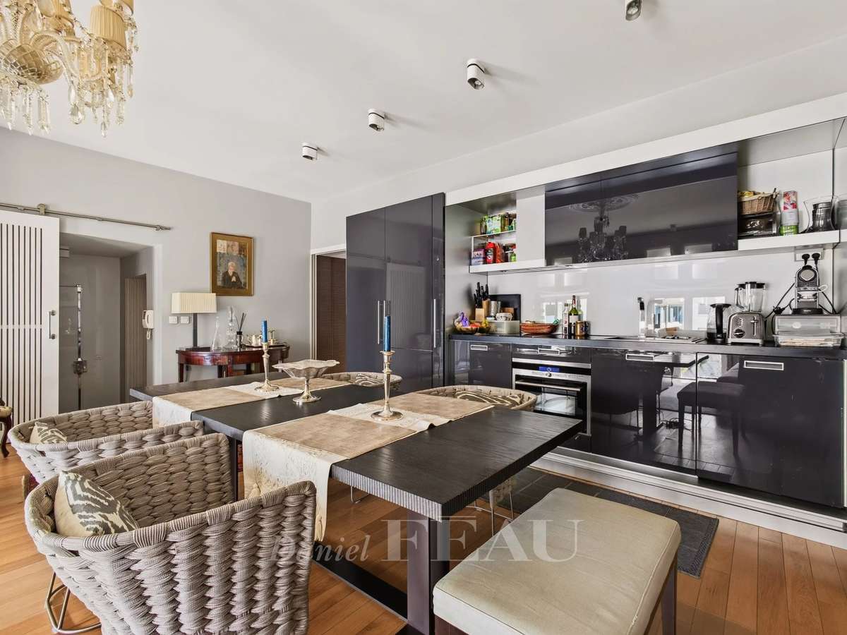 Apartment Paris 7e