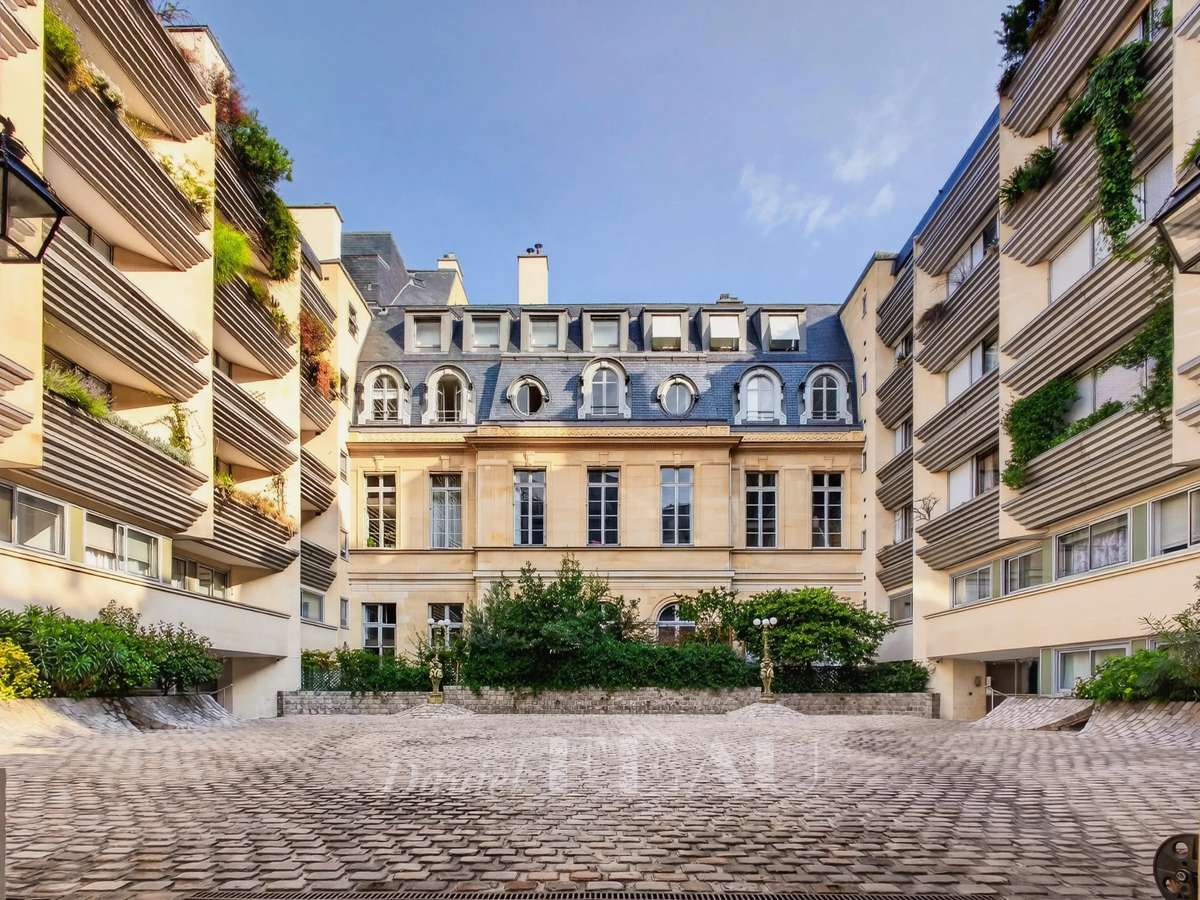 Apartment Paris 7e