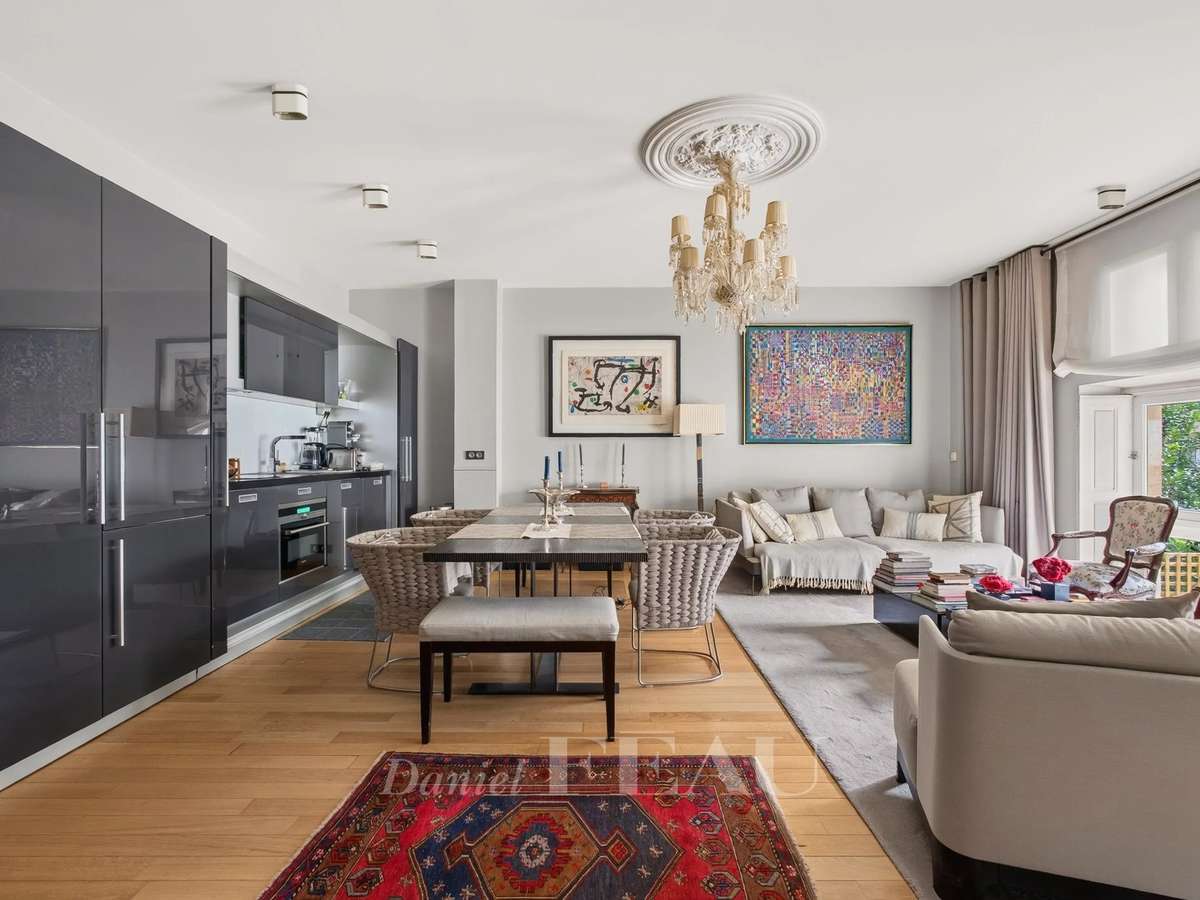 Apartment Paris 7e