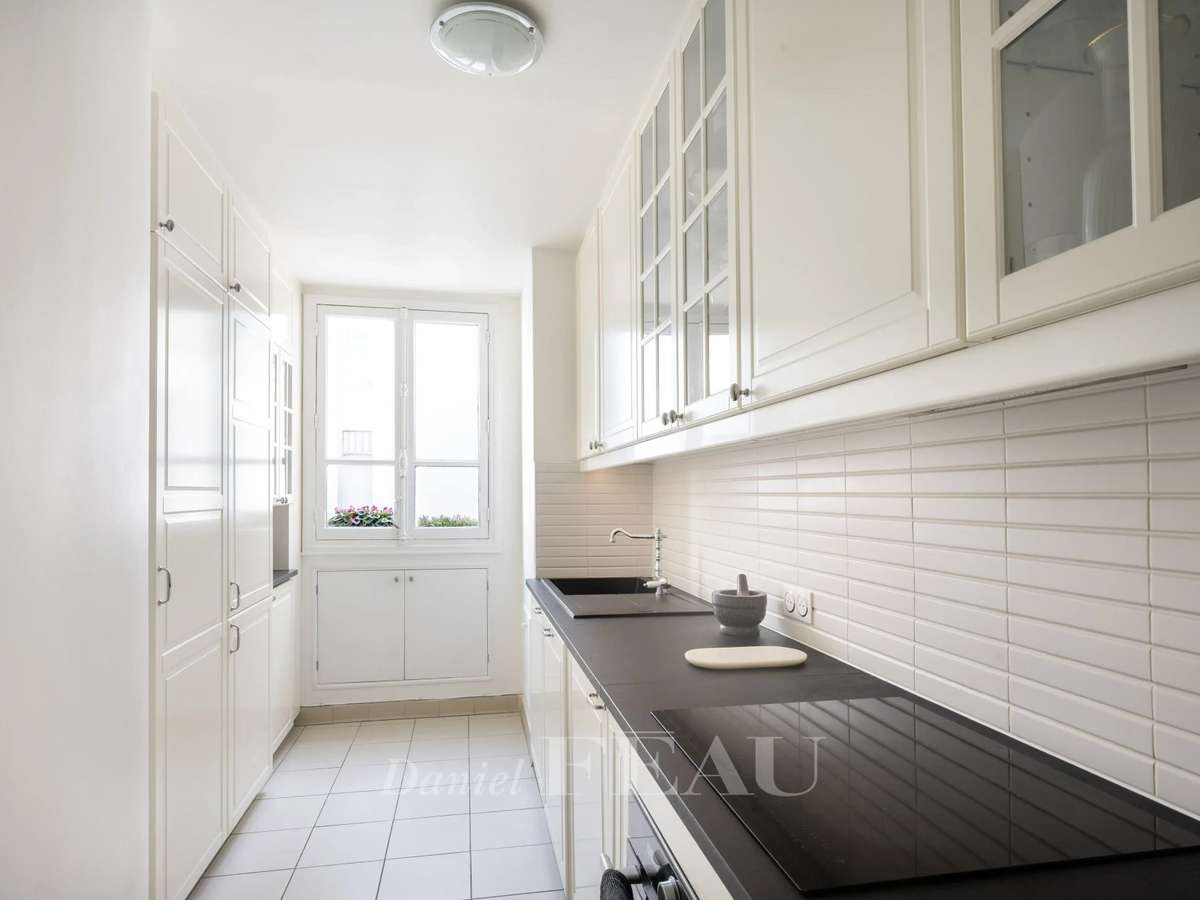 Apartment Paris 7e