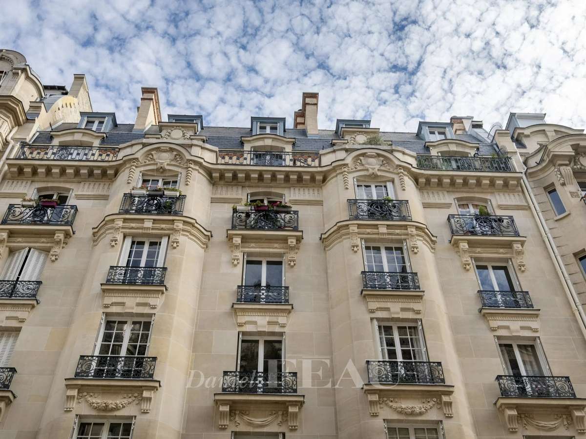 Apartment Paris 7e