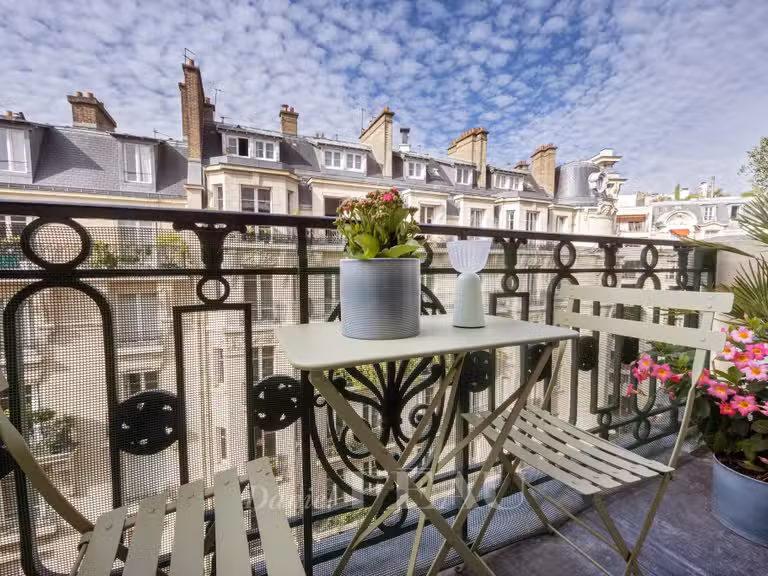 Appartement Paris 7e - 4 chambres - 115m²