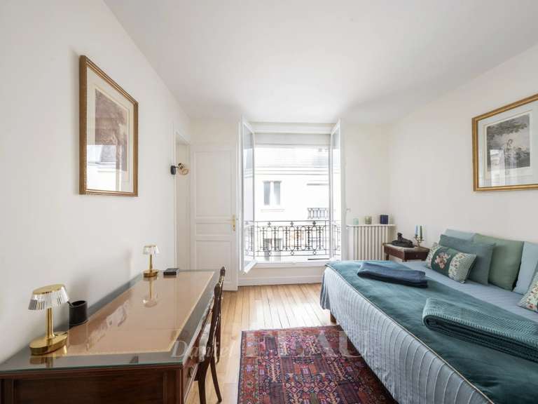 Appartement Paris 7e - 4 chambres - 115m²