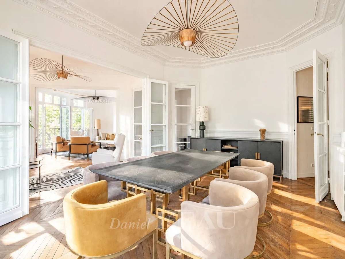 Apartment Paris 7e