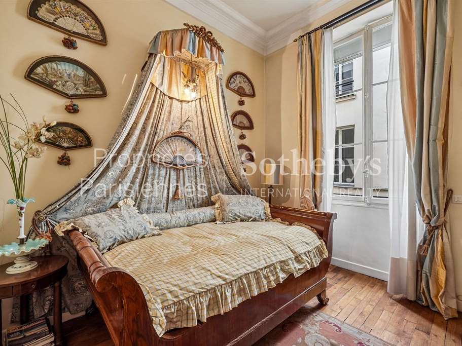 Apartment Paris 7e